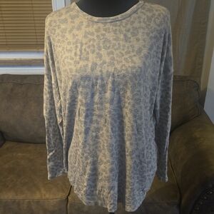 Buffalo David Bitton Gray Animal Print Long Sleeve Top Size M